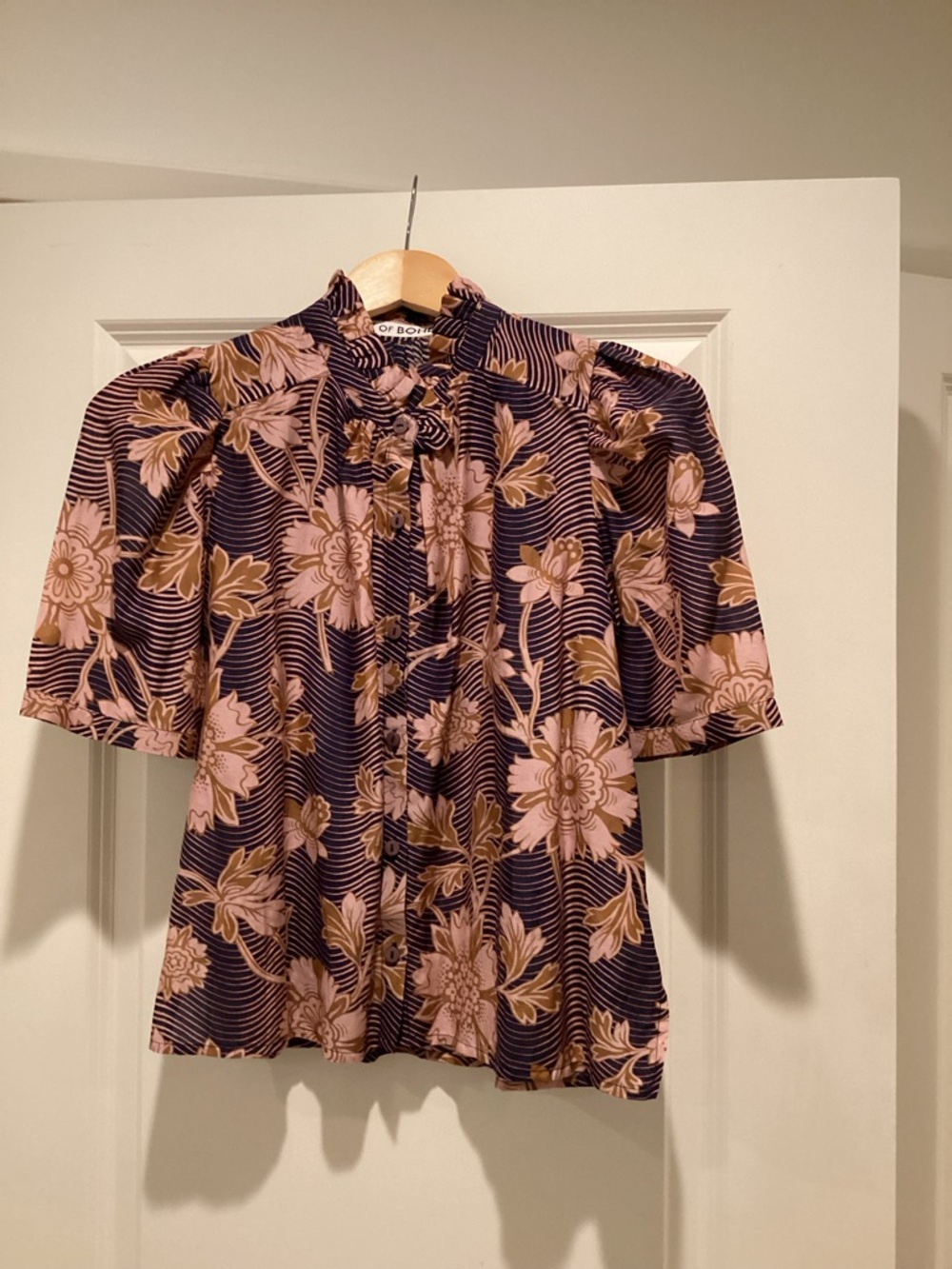Alix Of Bohemia Winnie Floral Puff-Sleeve Blouse - Pink & Navy